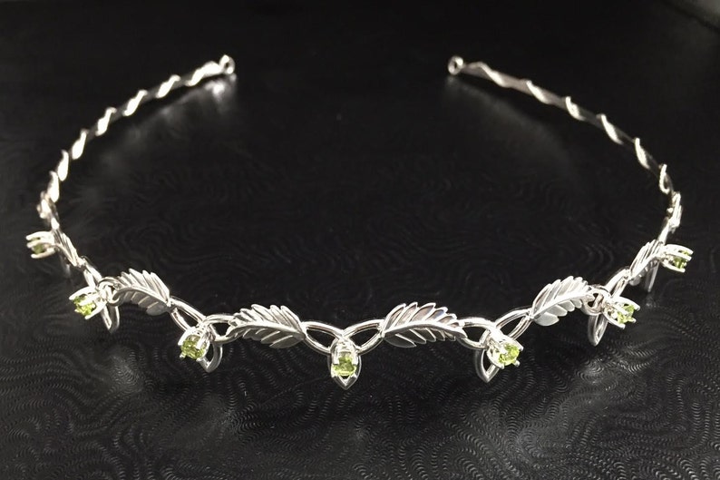 Gemstone Tiara Headpiece Sterling Silver, Woodland Wedding Tiara, Celtic Knot Gemstone Diadem, Renaissance Wedding Headband Peridot