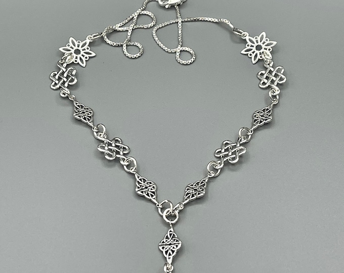 Celtic Irish Trinity and Heart Knot Drop Necklace in Silver 925, Irish Triquetra Necklaces, Gifts for Her, Drop Style Necklaces, Celtic