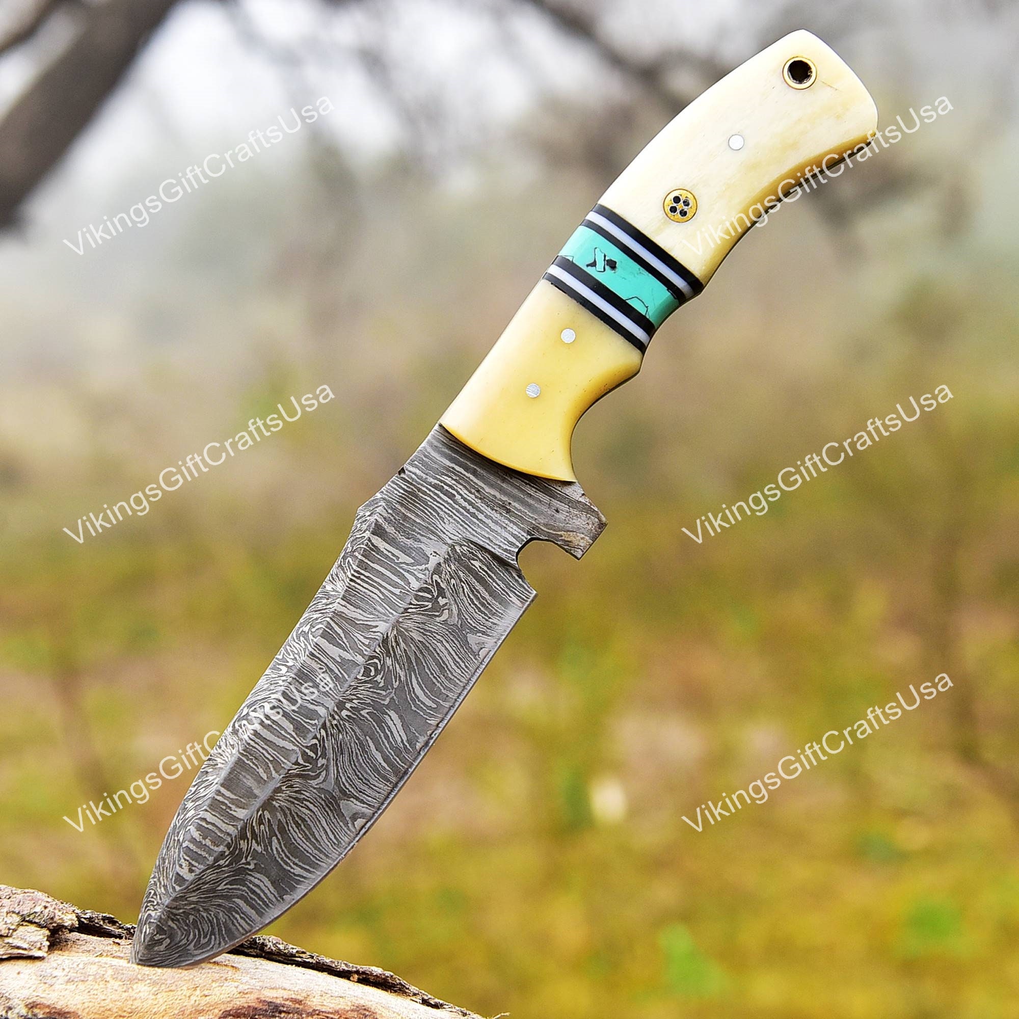 Artisan Crafted Cowboy Knife – Damascus Steel & Camel Bone Handle