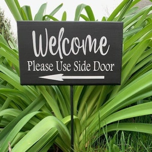 Letreros de madera para exteriores Letrero de casa Bienvenido, utilice letreros de estacas para puertas con opciones personalizadas para patios exteriores o aceras de negocios Left Arrow