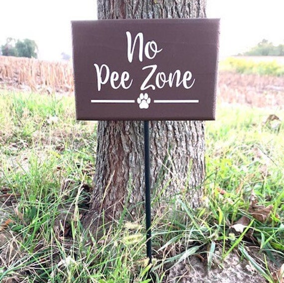 No Peeing Dog Sign for Yard on Stake Front Lawn or Garden Decoration Neighborhood Keep Off Grass Sign Home Decor Wood Vinyl Handmade Sign