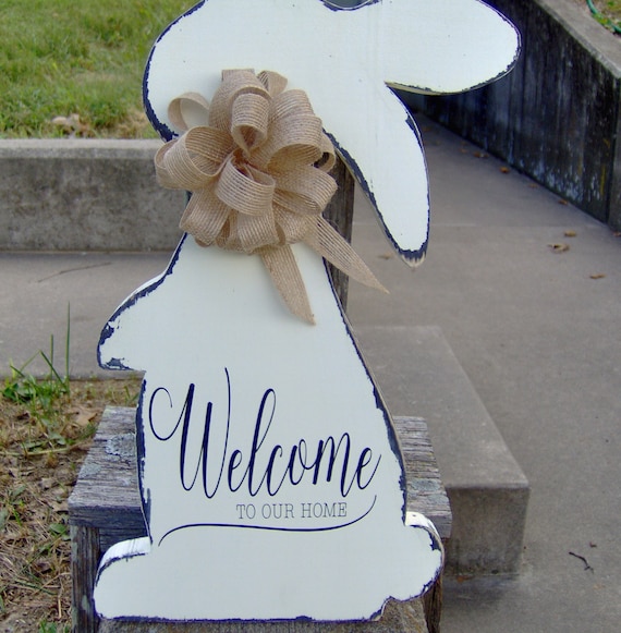 Easter Bunny Farmhouse Wood Sign Welcome Spring Door Hanger and Wreath Decor Rabbit Home Porch Decorate Springtime Season Wood Vinyl Signs