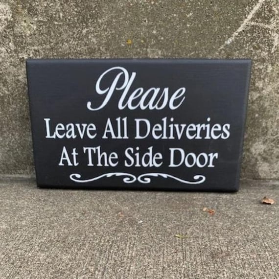 Delivery Sign Please Leave Deliveries Wood Vinyl Directional Arrow Sign for Front or Back Door or Wall Decor Sign For Home Office Business