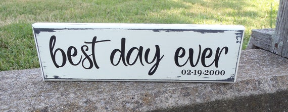 Personalized Wood Date Sign for Anniversaries, Weddings, Baby Nursery and More Decorative Home Decor and Gifts for Special Occasion or Event