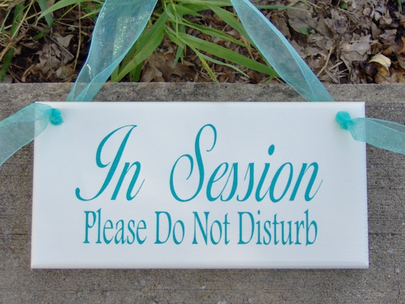 In Session Please Do Not Disturb Wood Vinyl Sign Door Hanger Therapy Doctor Beauty Hair Salon Spa Massage Quiet Please Wait Office Supply