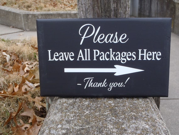Please Leave Packages Here with Arrow Wood Vinyl Front Door Hanger Sign for Front Entryway Porch Outdoor Directional Signs Arrow Sign Yard