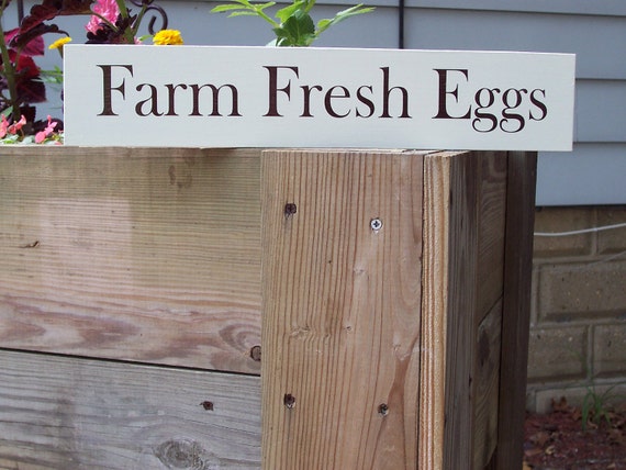 Farm Fresh Eggs Sign Wood Vinyl Farmhouse Farm Barn Cottage Wall Plaque Chicken Rooster Coop Roost Garden Yard Decor Home Business Supplies