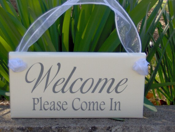 Welcome Please Come In Sign Front Door Hanger or Entryway Wall Decor for Home Office or Business for Parties and Gatherings Wood Vinyl Signs