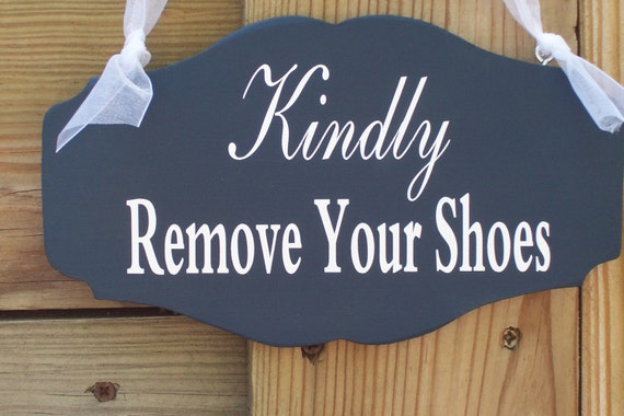 Decorative Signs for the Home Kindly Remove Your Shoes Wood Vinyl Entry Plaque for Front Entrance Foyer Mud Room Back Door Porch Decor