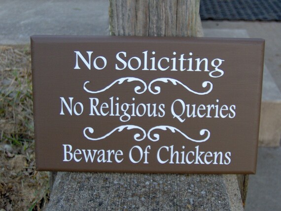 Chicken Signs for Outdoor for Front Door No Soliciting No Religious Queries Beware of Chicken Sign Decor Wood Vinyl Signage for Home Farm