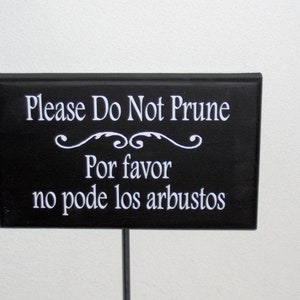 Do Not Prune Sign Yard Stake Sign Bilingual Garden Landscape Lawn Accessory Hedge Notice Plants Flowers All Season Lawn Ornament Wood Vinyl image 2