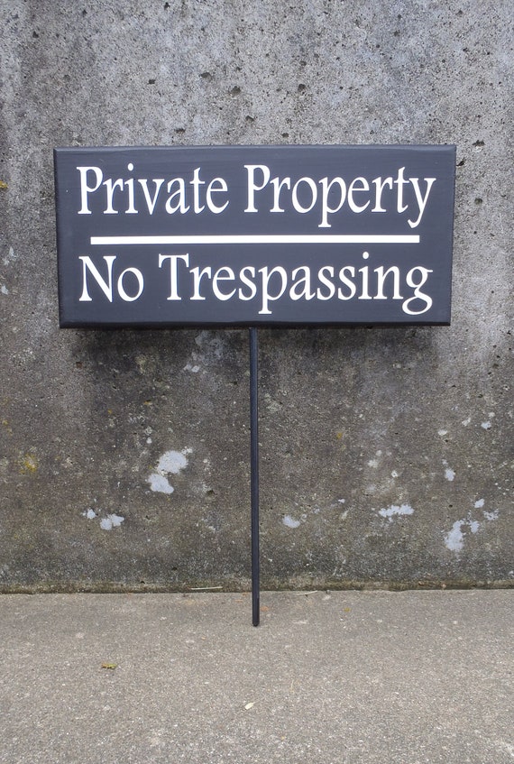 Private Property No Trespassing Wood Vinyl Front Yard Stake Decorative Signs Home Owner Business Owner Contractor Outdoor Signage Lawn Decor