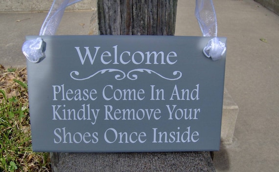 Entry Door Sign Welcome Please Come In Kindly Remove Shoes Once Inside Wood Vinyl Sign Porch Entrance Wall Hanging Home Outdoor Decorations