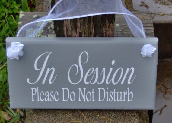 In Session Please Do Not Disturb Wood Vinyl Sign Door Hanger Therapy Doctor Beauty Hair Salon Spa Massage Quiet Please Wait Office Supply