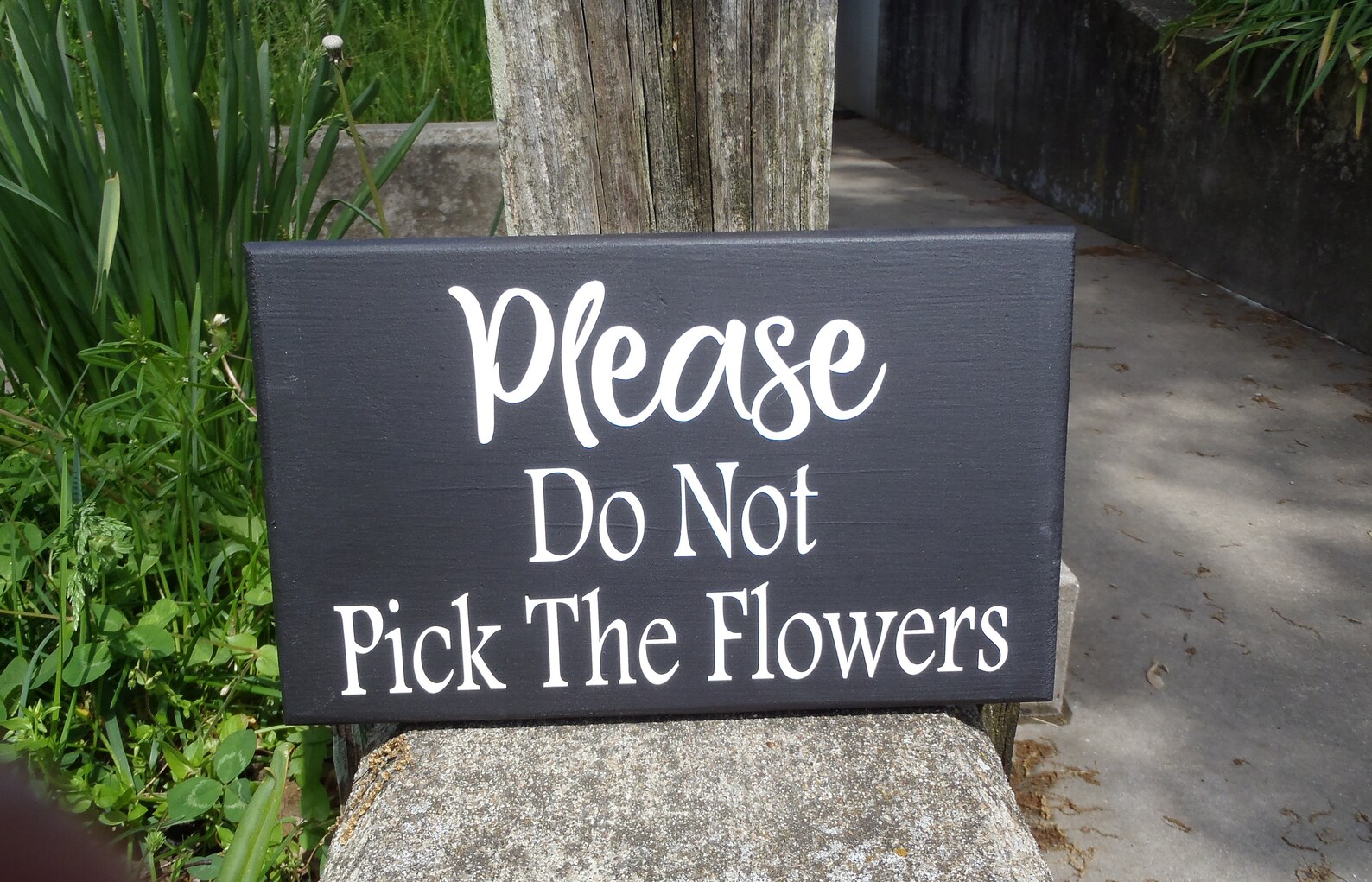 Please Do Not Pick the Flowers Wood Vinyl Flower Bed Garden Etsy