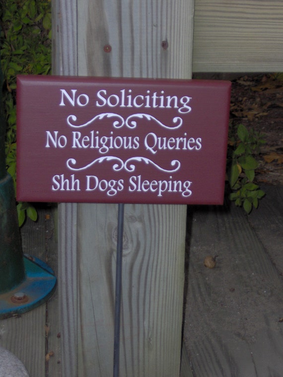 Farmhouse Wooden Yard Stake Sign for Dog Owners - No Soliciting No Religious Queries Dogs Sleeping Outdoor Porch Dog Gift Wood Vinyl Decor