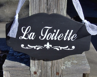 La Toilette Sign Fleur De Lis Wood Vinyl Sign Dressing Table French Bathroom Sign Restroom Powder Room Home Decor Door Hanger Sign Paris