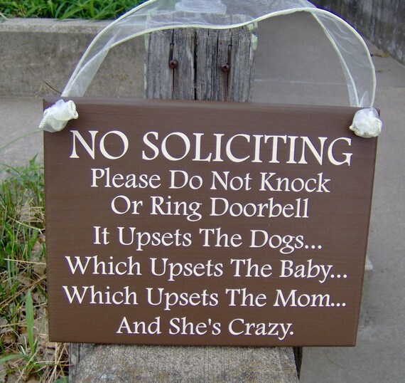 No Soliciting Do Not Knock Ring Upsets Dog Baby Mom She's Crazy Wood Vinyl Door Sign Wall Porch Sign Housewarming Baby Shower Gift for Mom