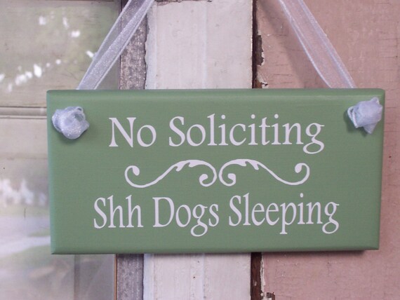 Pet Owner Signs for Front Door No Soliciting Shh Dogs Sleeping Wood Vinyl Sign Home or Business Supplies Porch Entryway Wall Hanging Decor