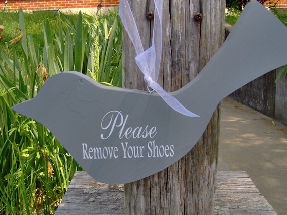 Please Remove Your Shoes Sign No Shoes House Decor Display as Door Hanger or Wall Hanging at Entry Wood Vinyl Home Signs Take Off Shoes