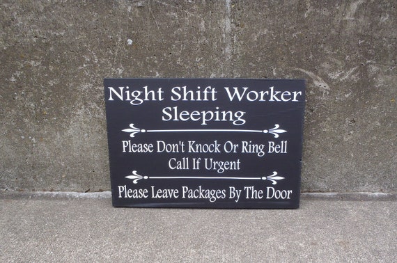 Night Shift Worker Do Not Ring Knock Leave Packages Door Wood Vinyl Sign Day Sleeper Delivery Front Porch Entryway Door Hanging Sign Plaques