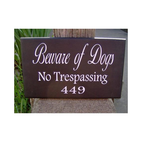 Beware Of Dogs No Trespassing House Number Sign Horizontal Outdoor Yard Sign Backyard Fence Gate Decorative Wood Vinyl Sign