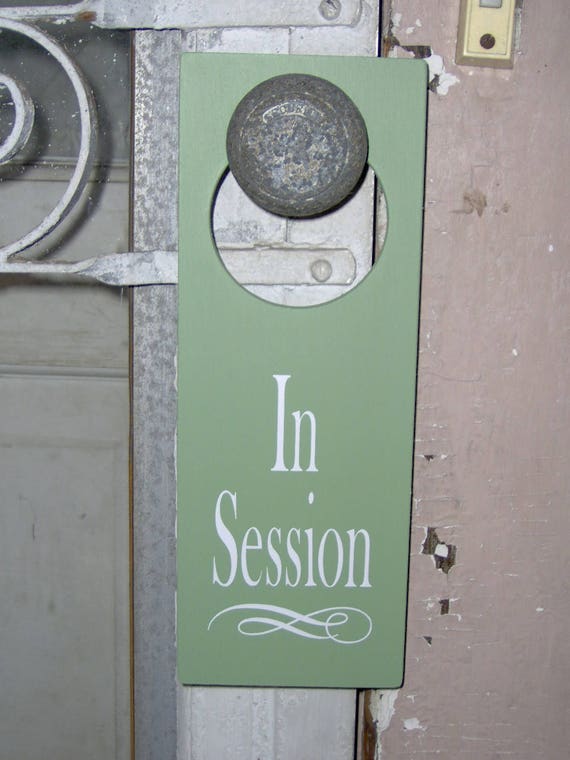 Door Knob Hanger In Session Wood Vinyl Sign Office Supplies Business Gifts Massage Therapy Sign Office Decor Salon Sign Unique Gift Green