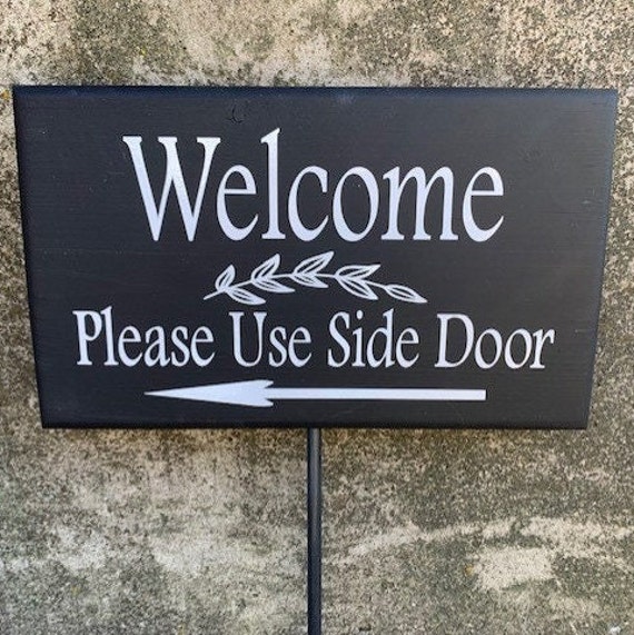 Please Use Other Door Sign with Arrow Welcome Entry Door Directional Stake Sign Wood Vinyl Signs Entry Porch for Homes Offices and Business