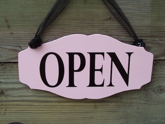 Open Closed Scalloped Wood Vinyl Sign Whimsical Scallop Cottage Pink Shop Business Store Retail Spa Salon Plaque Office Supplies Door Hanger