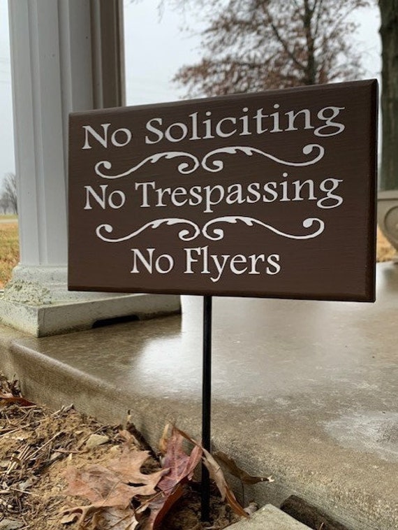 No Soliciting for Yard with Stake No Trespassing No Flyers Decorative Garden Porch Sign for Home Business Office Wooden Vinyl Signage Decor