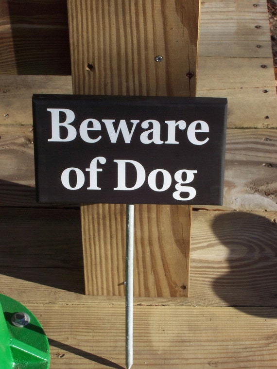 Beware of Dog Sign with Stake Outdoor Yard Signs for Home Garden Landscape Decor Guard Dog Lover Gift or New Puppy Owner Wood Vinyl Signs