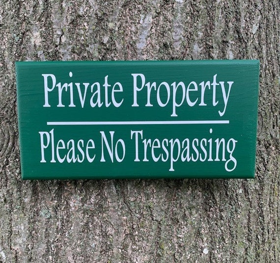 Property Sign Private Please No Trespassing Wood Vinyl Sign for Building Wall of Home or Business New Home Gift or House Wall Sign for Yard