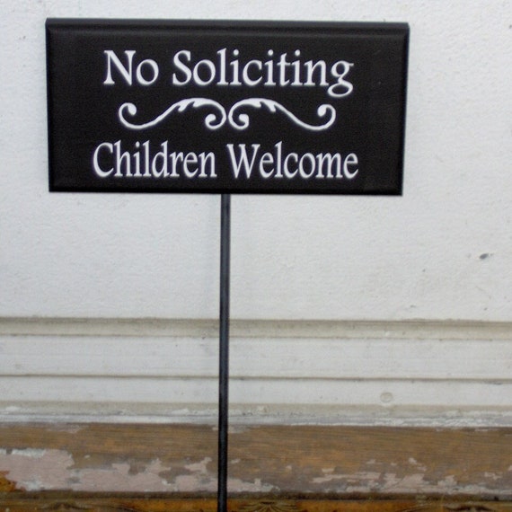 No Soliciting Yard Sign Children Kids Welcome Yard Stake Signage for Lawn Customer for Front Yards Decor House Office Entry Wood Vinyl Signs