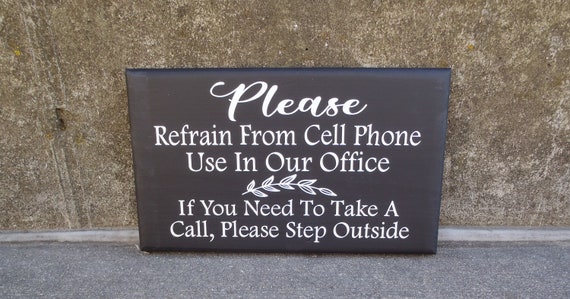 Please No Cell Phone Wood Vinyl Wall Sign for Business Decor Office Sign Supplies Directional for Receptionist Lobby Area Waiting Room Decor