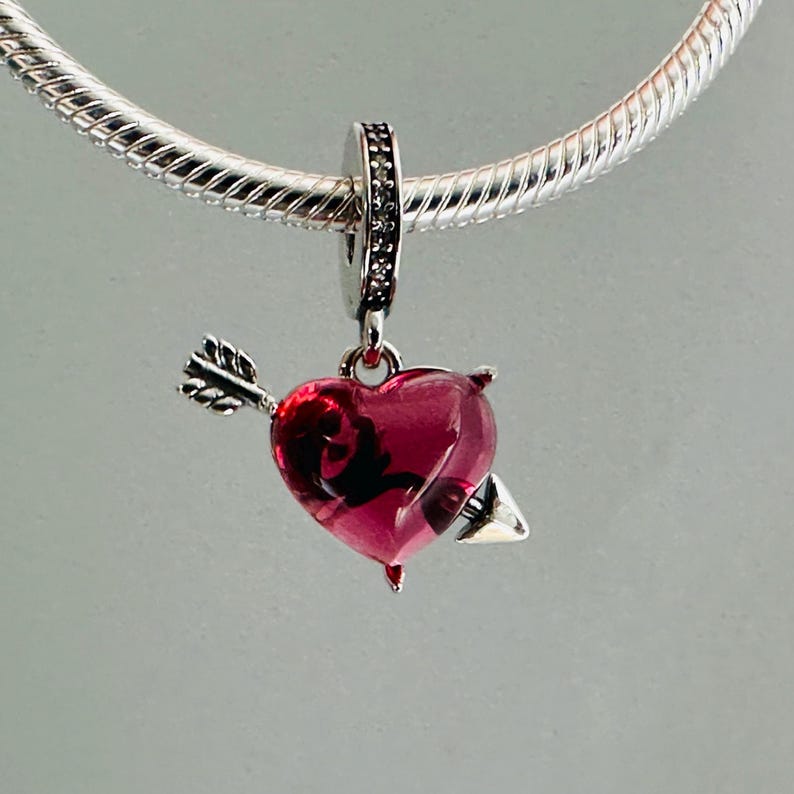 Red Heart & Arrow Murano Glass Dangle Charm 793085C01 for Pandora ...