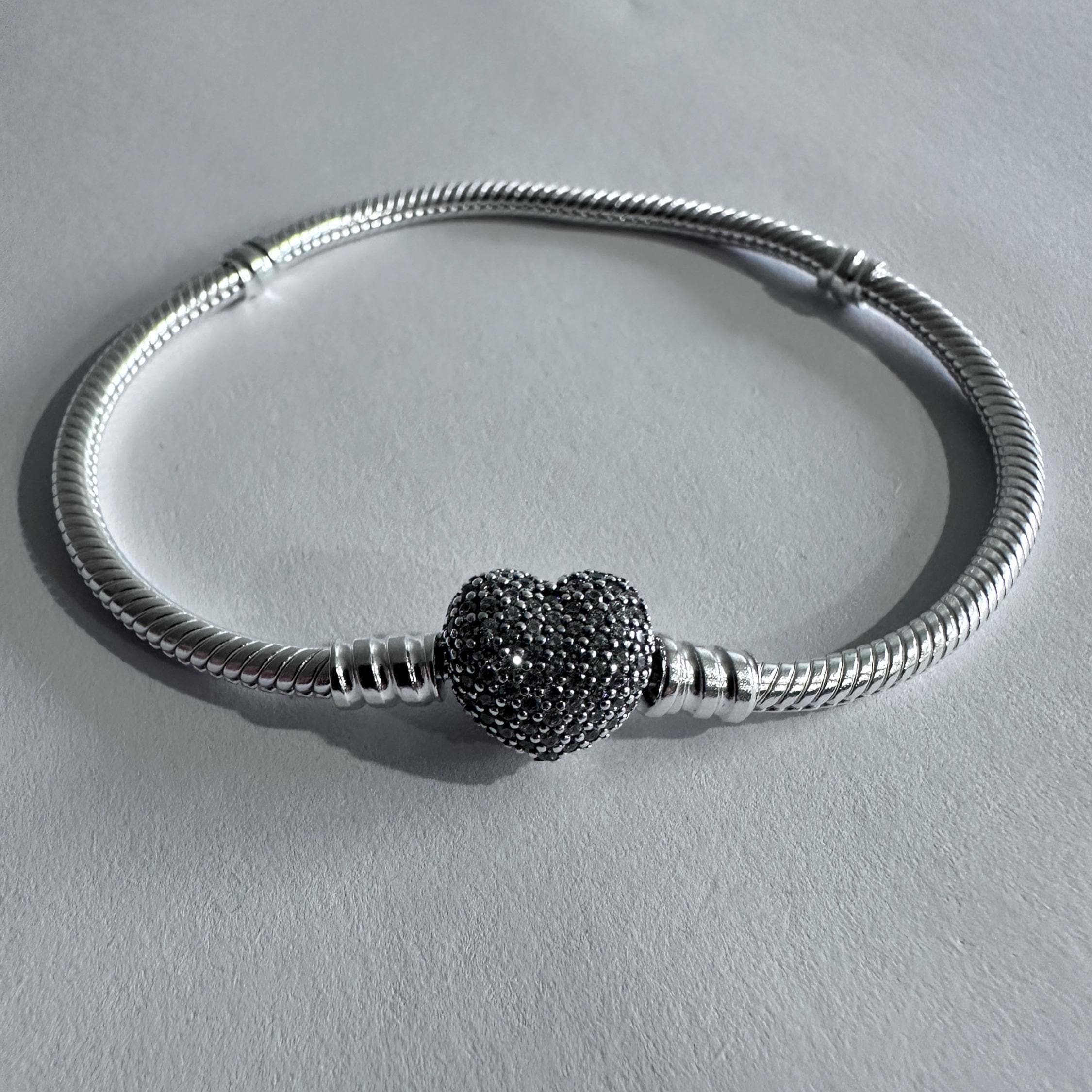 Authentic Pandora Silver Bracelet Moments Sparkling PAVE Heart