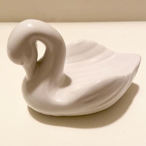 Vintage Ceramic Swan Figurine