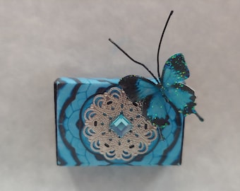 Matchbox Butterfly Pet - Blue Zalmoxis Butterfly - Realistic - Gift - Paper Art - Blessing