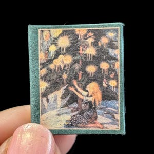 THE LITTLE MATCHGIRL - Miniature Book - 1:12 Scale - Readable - Handmade