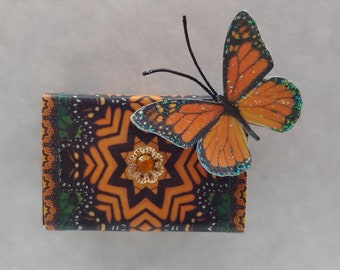 Matchbox Butterfly Pet - Monarch Butterfly - Realistic - Gift - Paper Art - Blessing