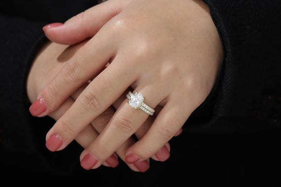 Hidden Halo Oval Engagement Ring Set Sterling Silver S925 Yellow Gold Vermeil Bridal Set With 3CT Oval Diamond Ring CZ Band gift for her
