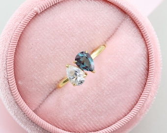 14K Gold Toi et Moi Ring • Pear Alexandrite & Moissanite • Two pear Shape Stone Ring • Unique Birthstone Minimalist Engagement Ring for Her