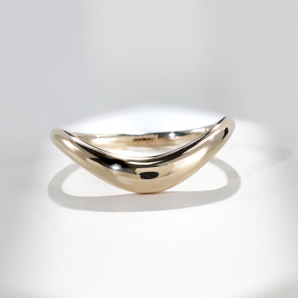 Anel de ouro amarelo 14k com aro curvo, anel de compromisso empilhável