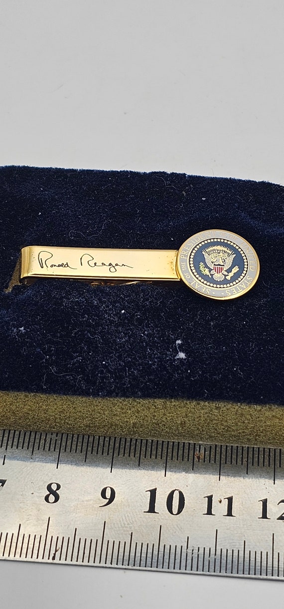 Vintage President Ronald Reagan White House Presid