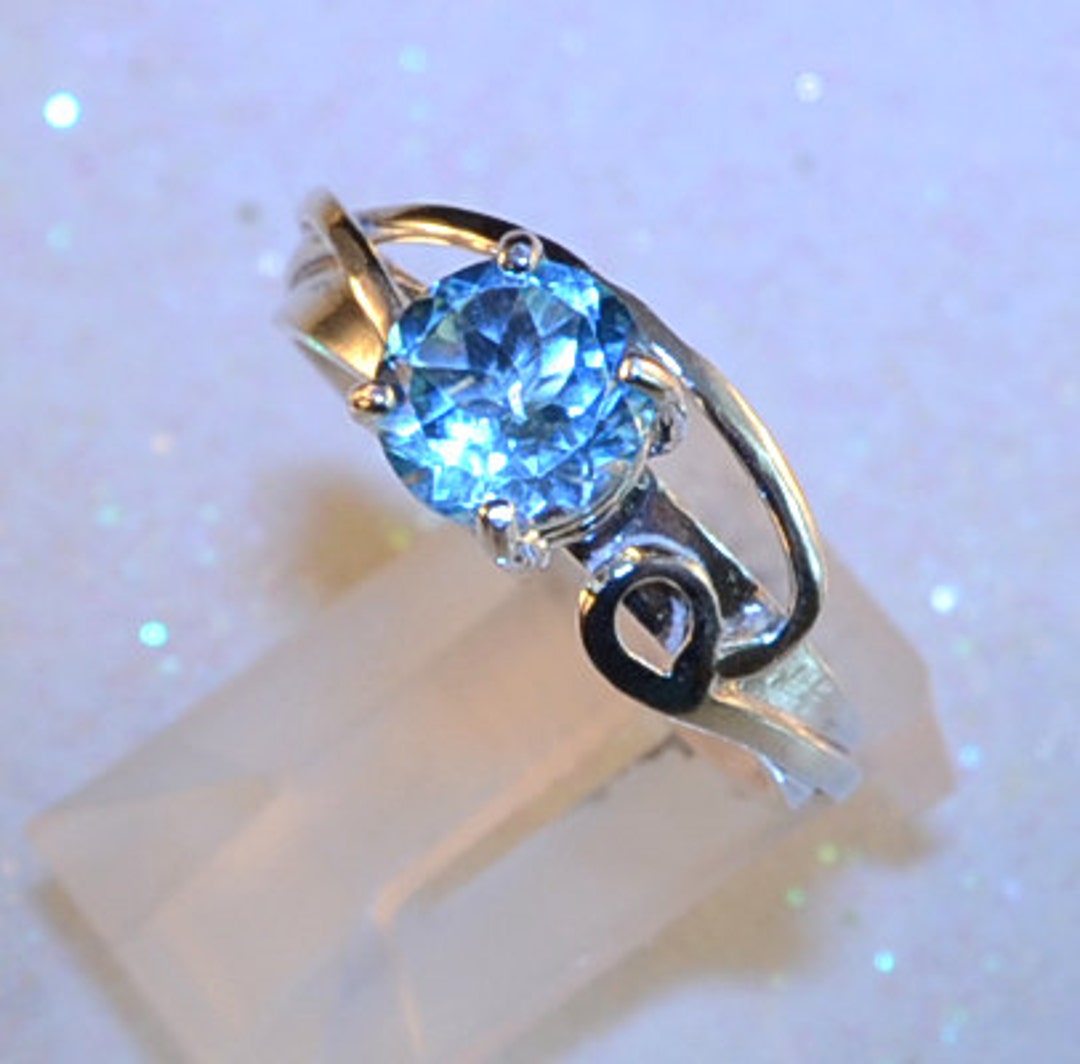 Floating Blue Topaz Gemstone Ring - Etsy