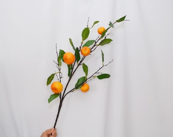 Artificial Orange Fruit Branch, Faux Citrus Tree Stem with Realistic Leaves, Orange for Kitchen Floral Decor, Table Arrangement Centerpiece
