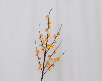 Artificial Orange Berries Branch, Faux Bittersweet Fall Stem, Autumn Harvest Berry Spray for Rustic Farmhouse Home Decor, Floral Arrangement