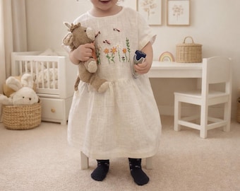 Handgemachtes besticktes Leinen Sommerkleid