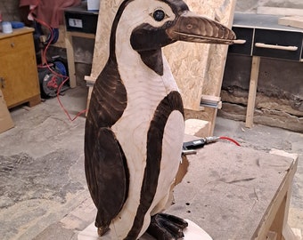 Holzfigur Pinguin "Flipper"