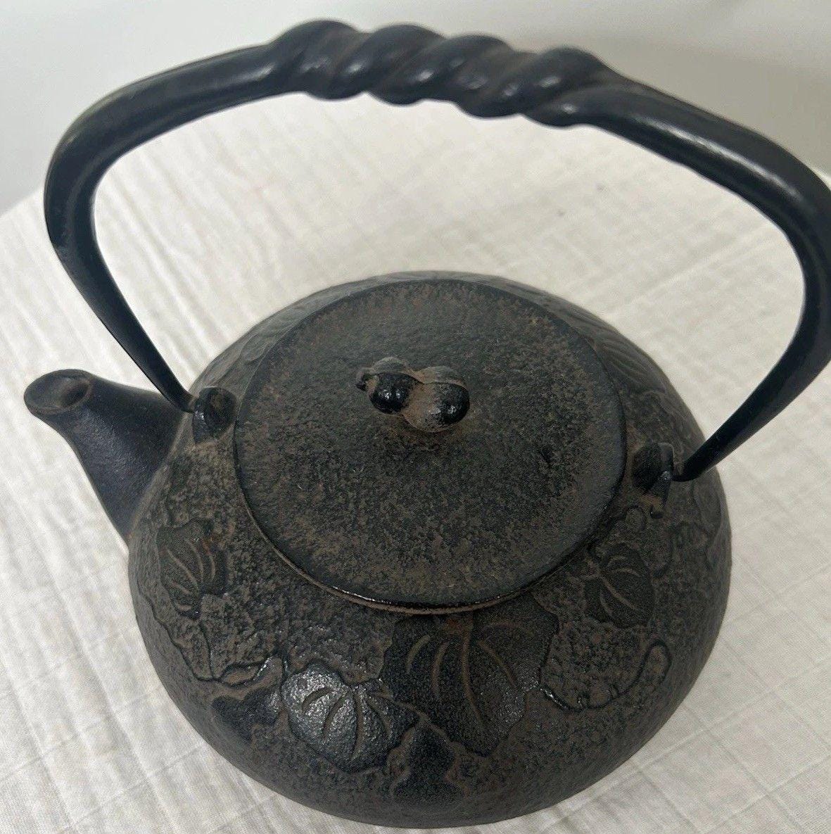 南部鉄瓶 笹葉模様 / Vintage Bamboo Leaf Tetsubin Antique Tetsubin - Etsy